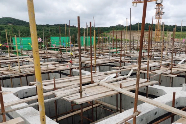 歐西建材為您分享PVC防水卷材滿粘法施工工藝！